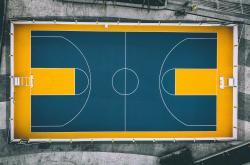爱游戏中国-封盖之夜，戈贝尔的禁区铁幕，NBA总决赛唯一不可复制的防守神话