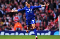 爱游戏下载-霍勒迪关键一击定乾坤，灰熊力克老鹰展露冠军相