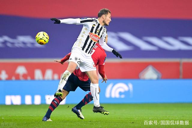 包含摩纳哥客场击败昂热,遥遥领先积分榜的词条 包含摩纳哥客场击败昂热,遥遥领先积分榜的词条