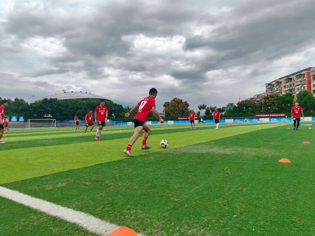 包含球员备战训练拉满,争取连续胜利的词条 包含球员备战训练拉满,争取连续胜利的词条