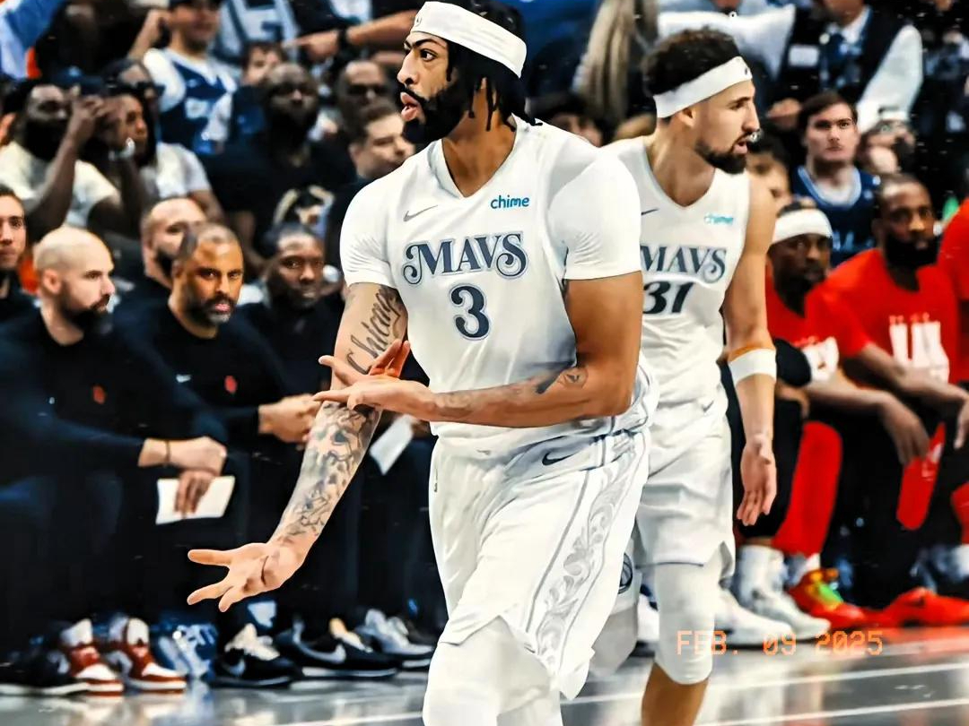 火箭力克独行侠，主场较量胜出