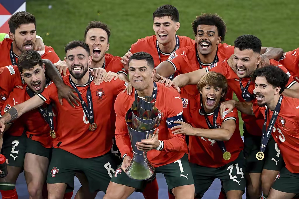 欧国联赛场争夺激烈，球队士气高昂的简单介绍