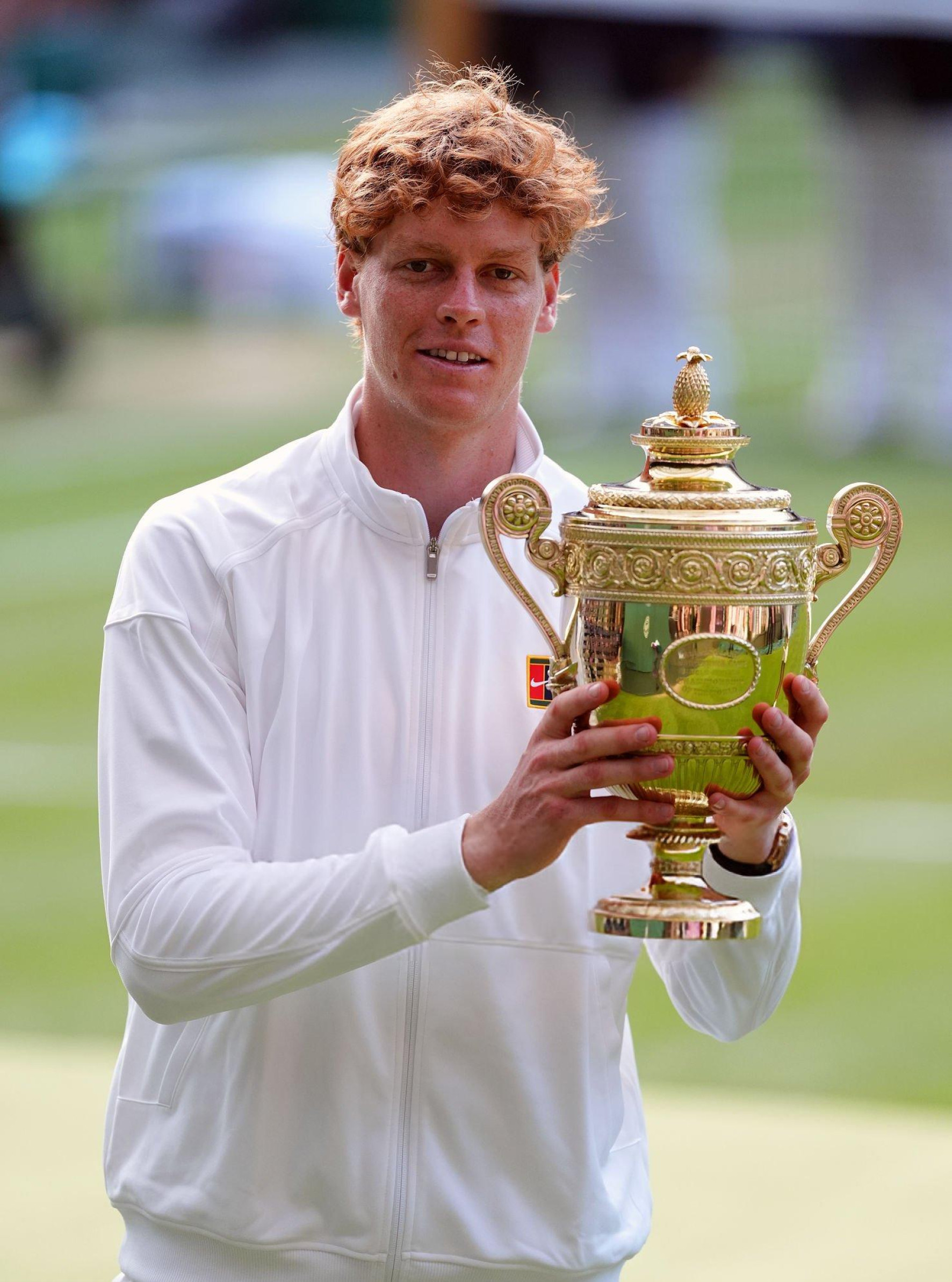 关于澳网轻取温网,辛纳高光表现的信息 关于澳网轻取温网,辛纳高光表现的信息