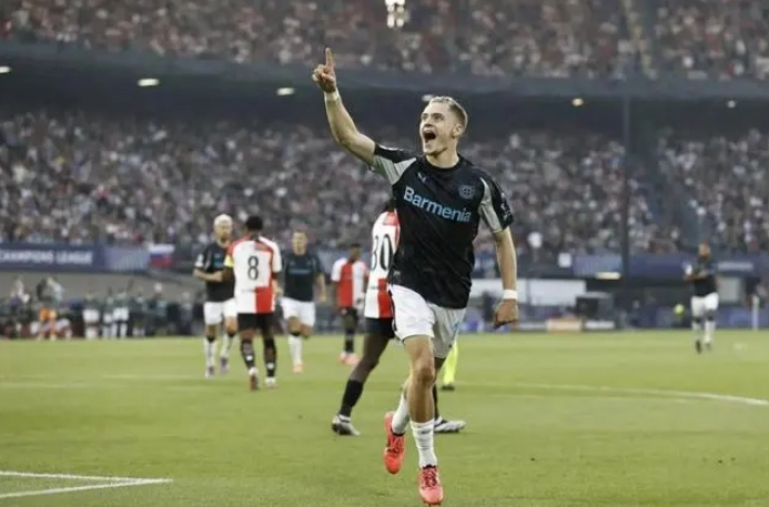 勒沃库森大胜斯图加特,继续向欧冠资格进发的简单介绍 勒沃库森大胜斯图加特,继续向欧冠资格进发的简单介绍