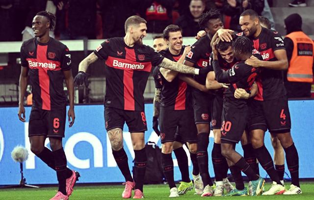 勒沃库森大胜斯图加特,继续向欧冠资格进发的简单介绍 勒沃库森大胜斯图加特,继续向欧冠资格进发的简单介绍