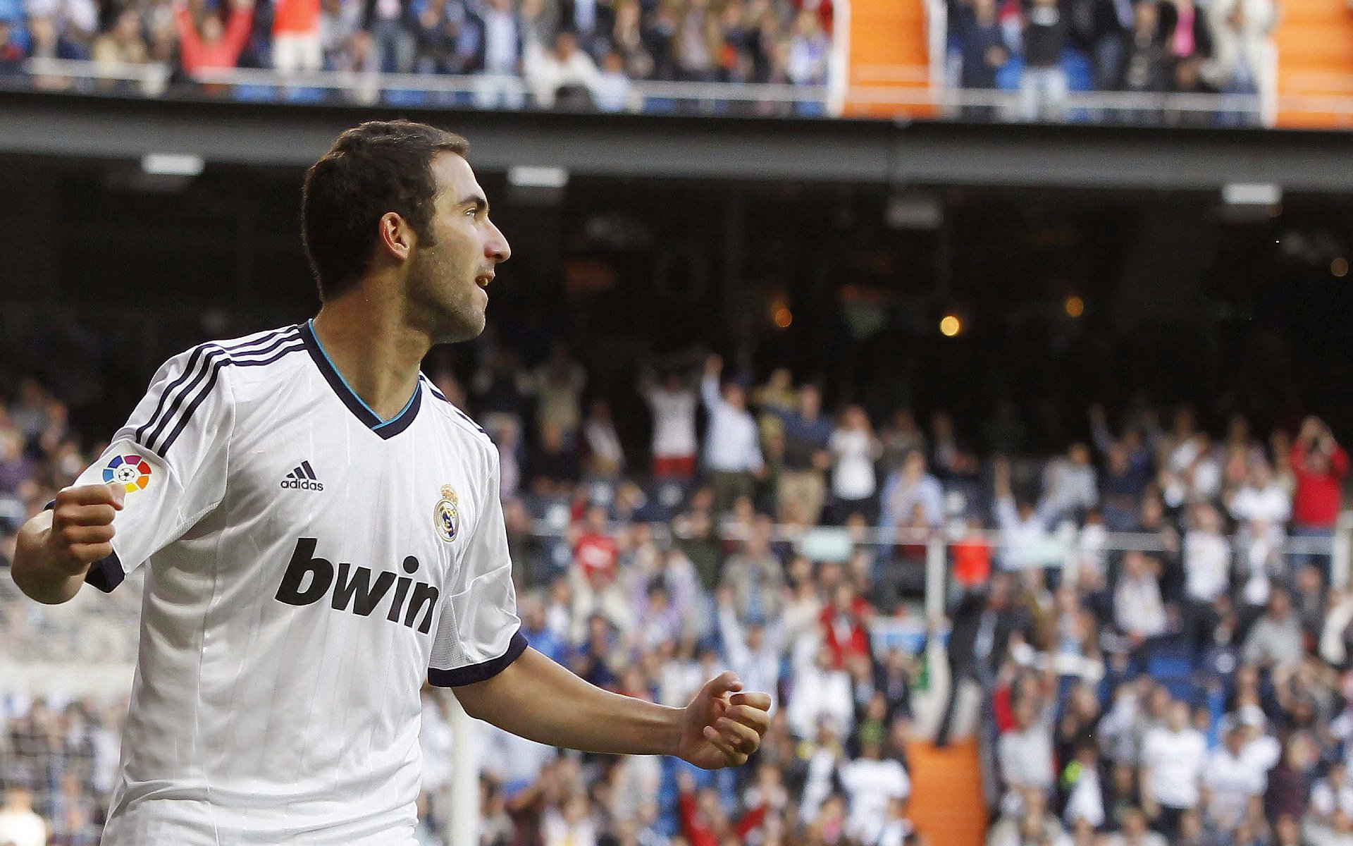 卢卡库爆发引领锋线革命，塞内加尔力克尼日利亚展现非洲足球新秩序